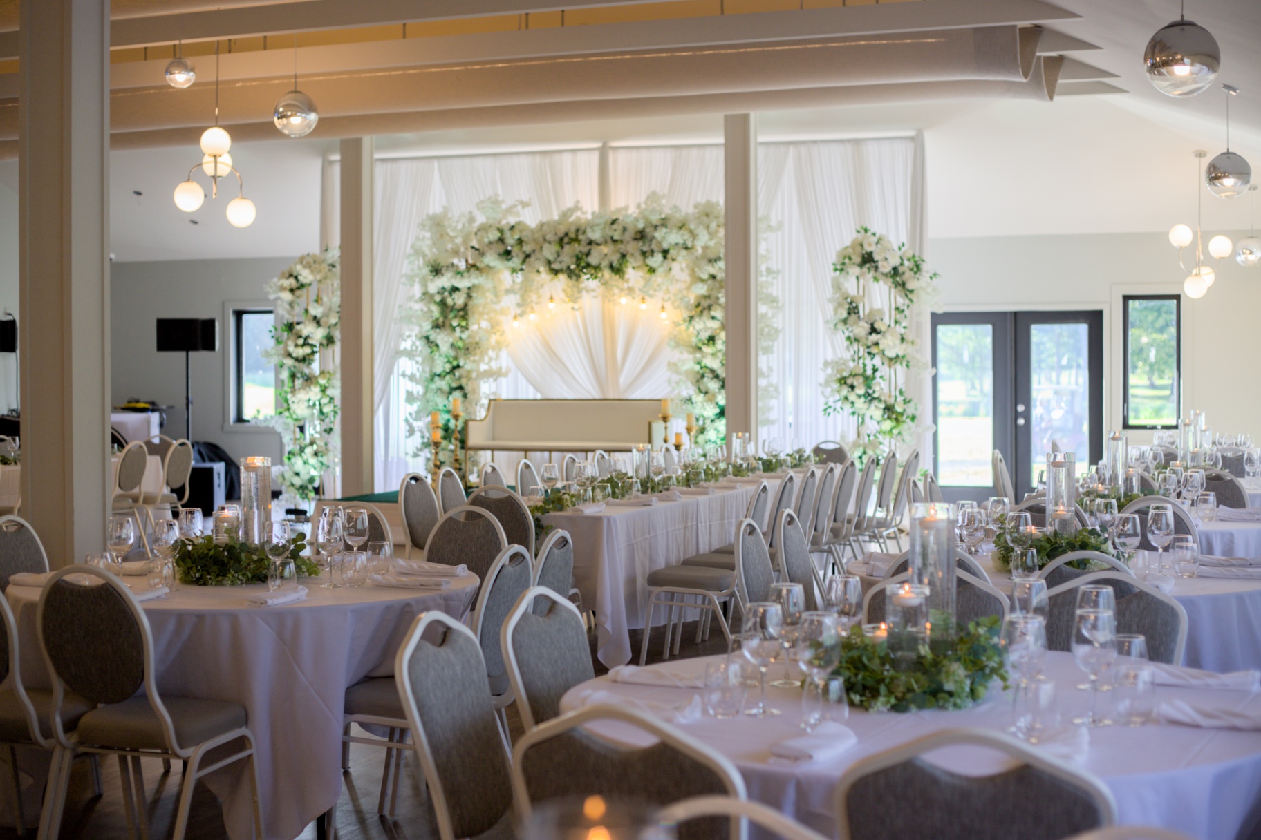 Golf Falcon - Image 1