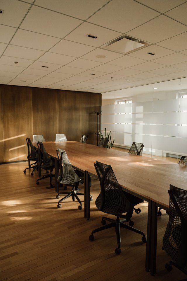 Main room - Image 1