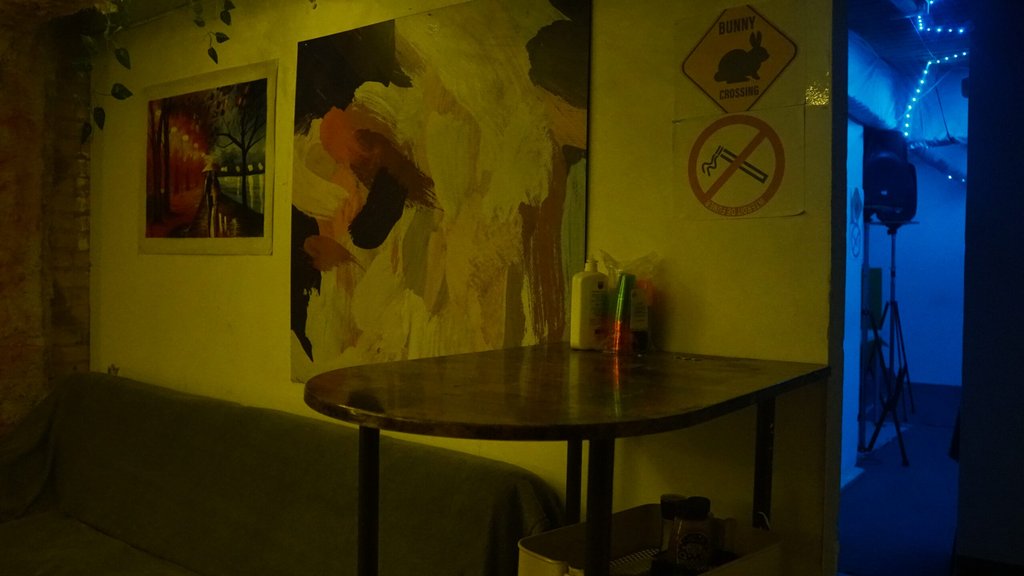 Gallery image
