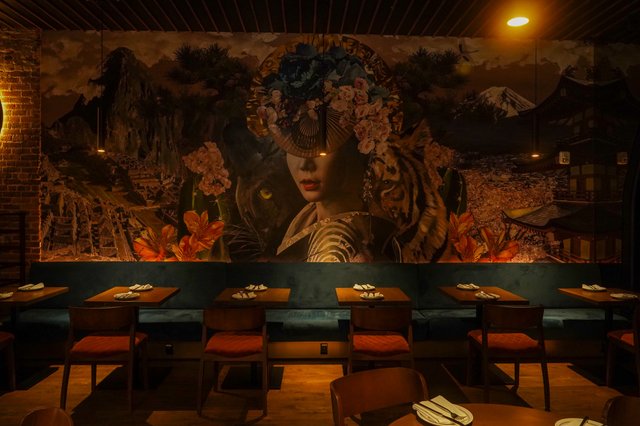 Yoko Luna - Luna Lounge - Image 5